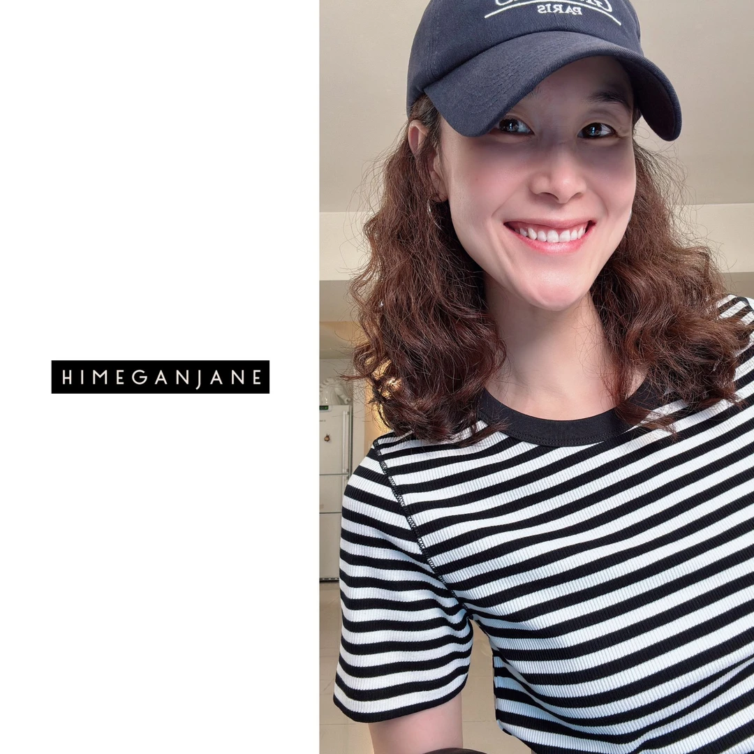 HIMEGANJANE “条纹日志”经典显瘦 正肩圆领简约百搭T恤女 25327