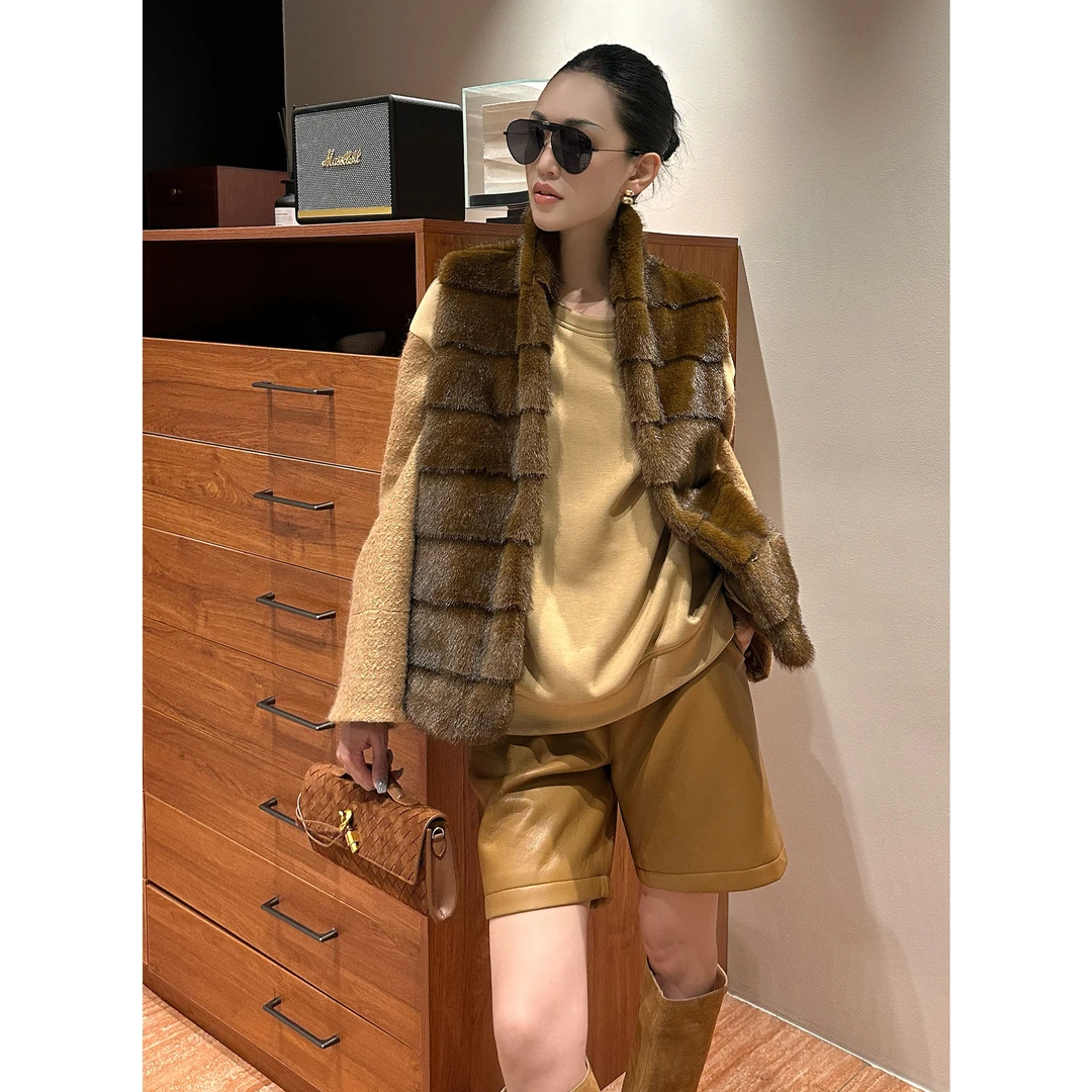 AME 帕斯横排马甲   轻奢横排缎染老钱经典短款马甲ZD11WZHJ349