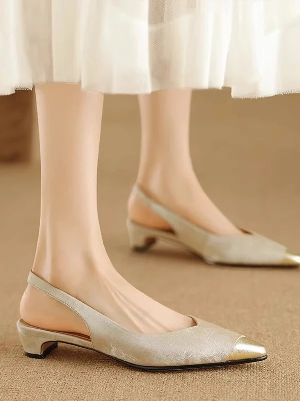 法式2025低跟复古风包头粗跟舒适百搭气质尖头后空凉鞋女外穿时尚