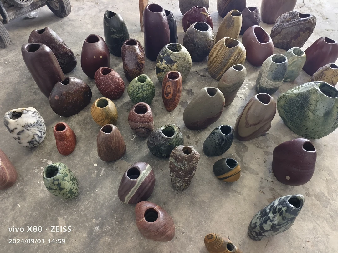 石头花瓶直播间一物一拍