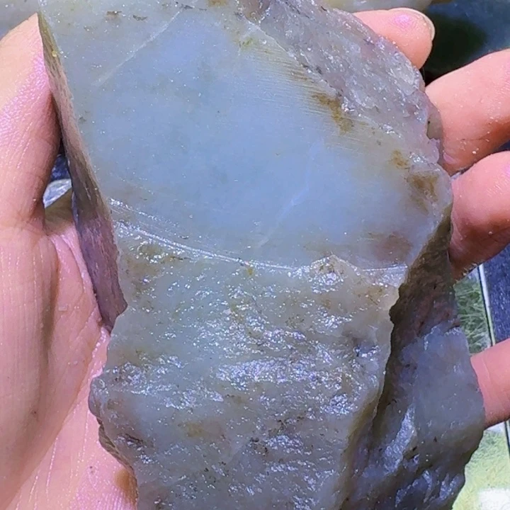 和田玉未镶嵌珠宝半成品