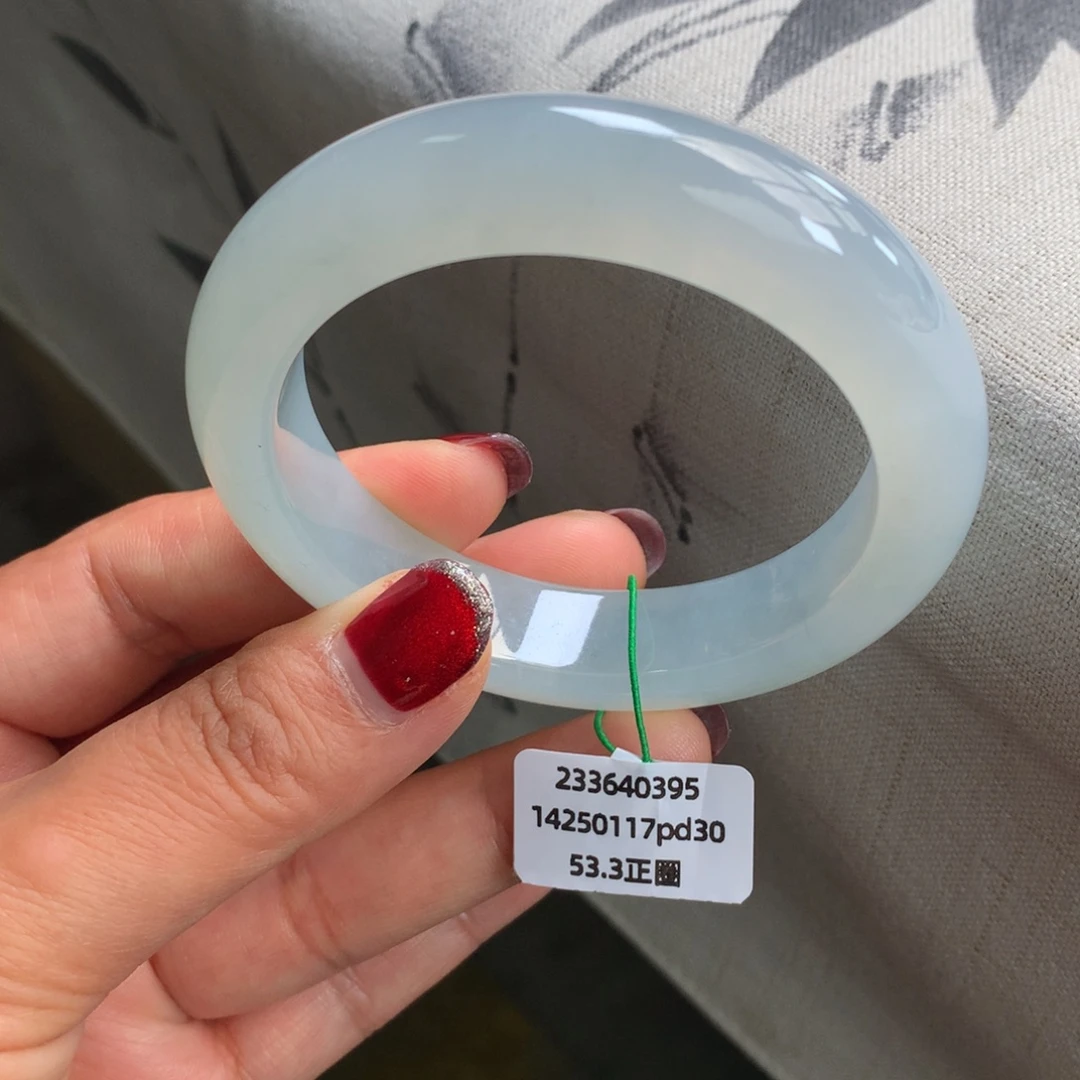 翡翠未镶嵌手镯冰胶晴底无纹裂【强推】