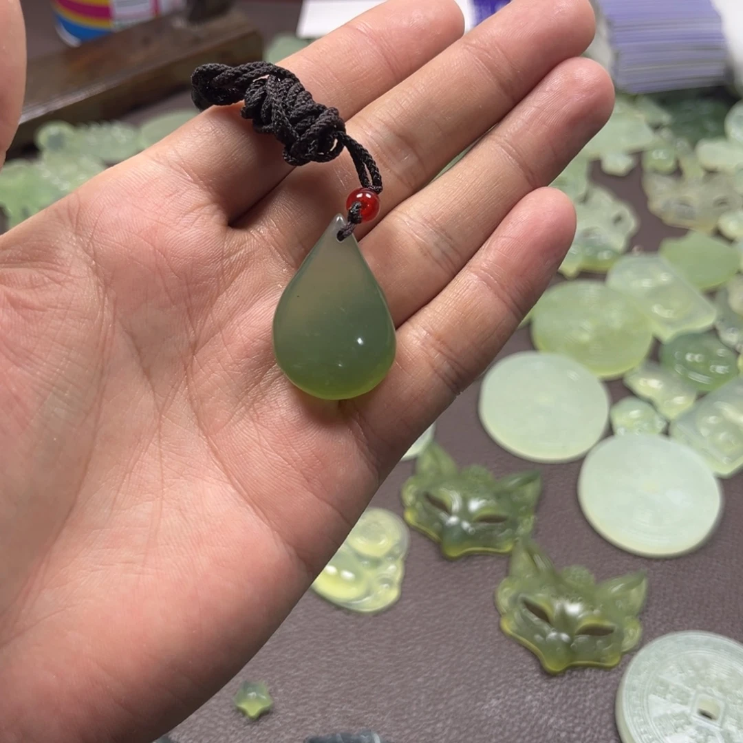 蛇纹石玉未镶嵌天然