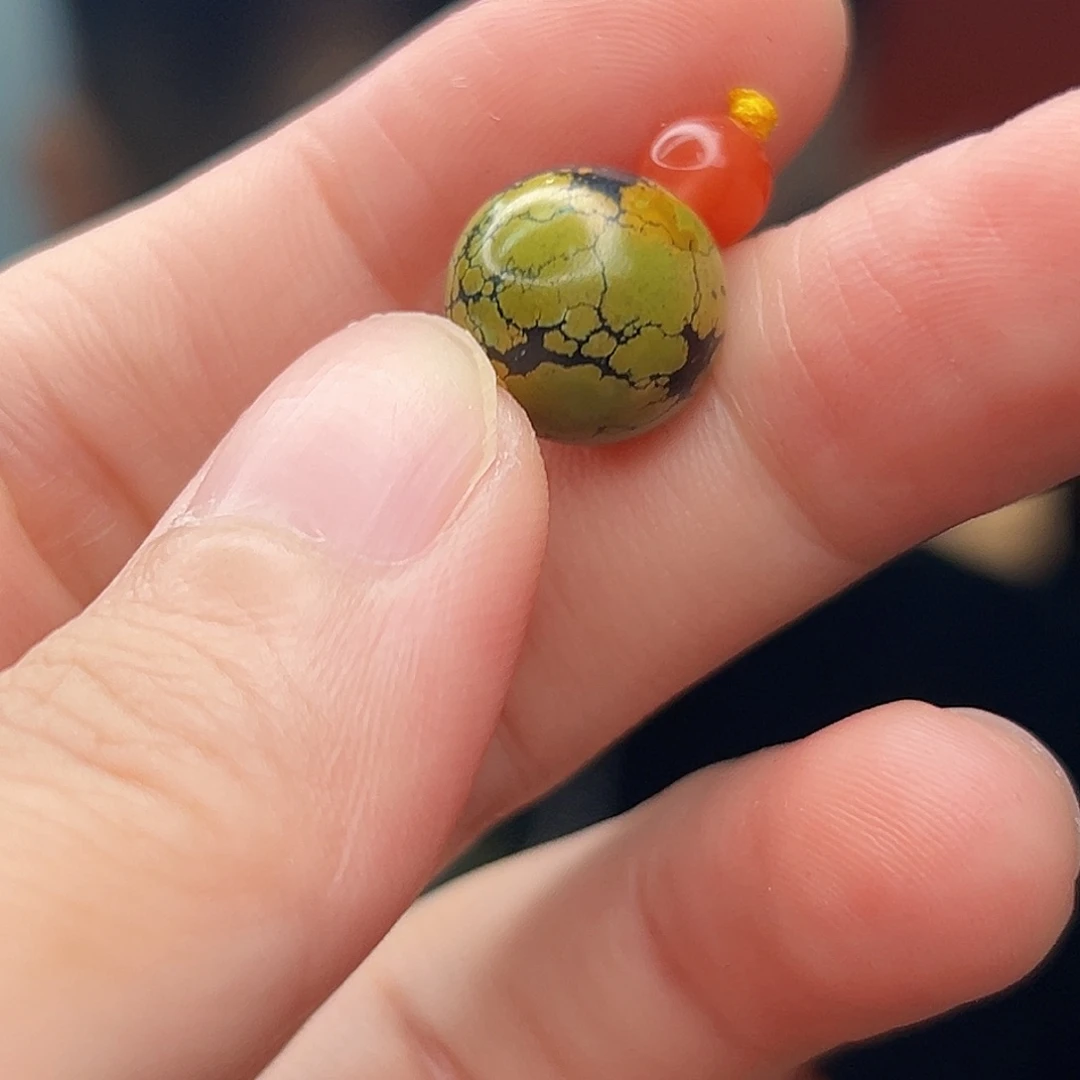 未镶嵌南红玛瑙珠宝奇石