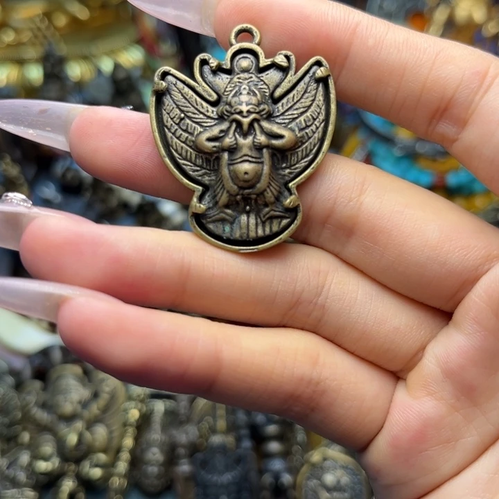 泥塑4 号闪价漏价一件