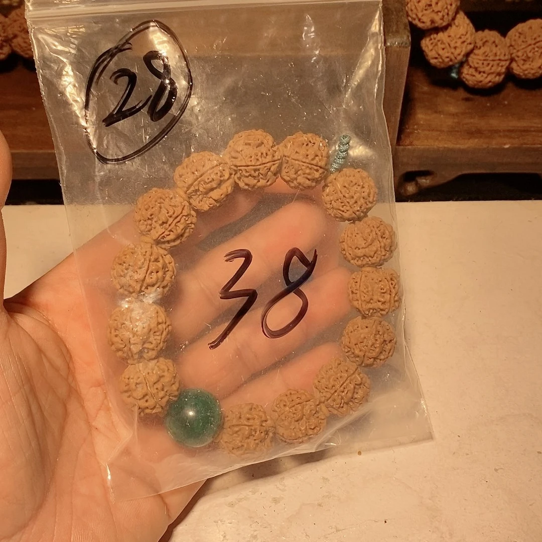 金刚菩提手串6****128。
