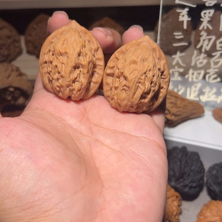 吊坠文玩核桃边35油蜡皮大红袍