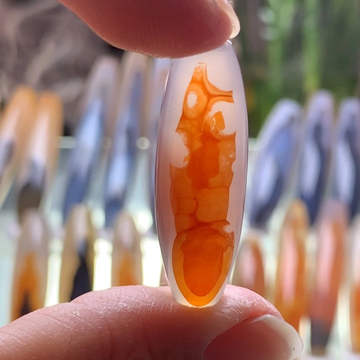 未镶嵌颈饰玛瑙/玉髓48