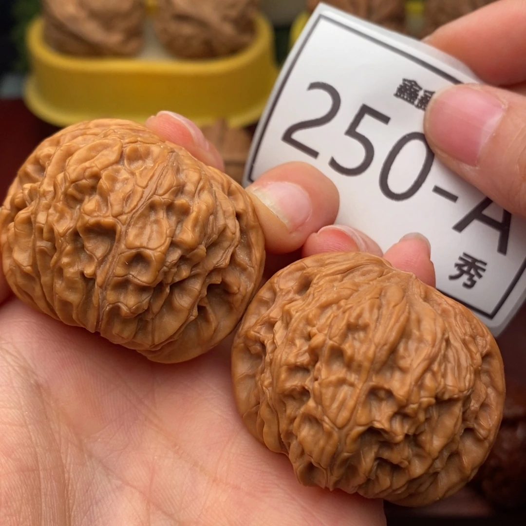 文玩核桃把件正磨41……