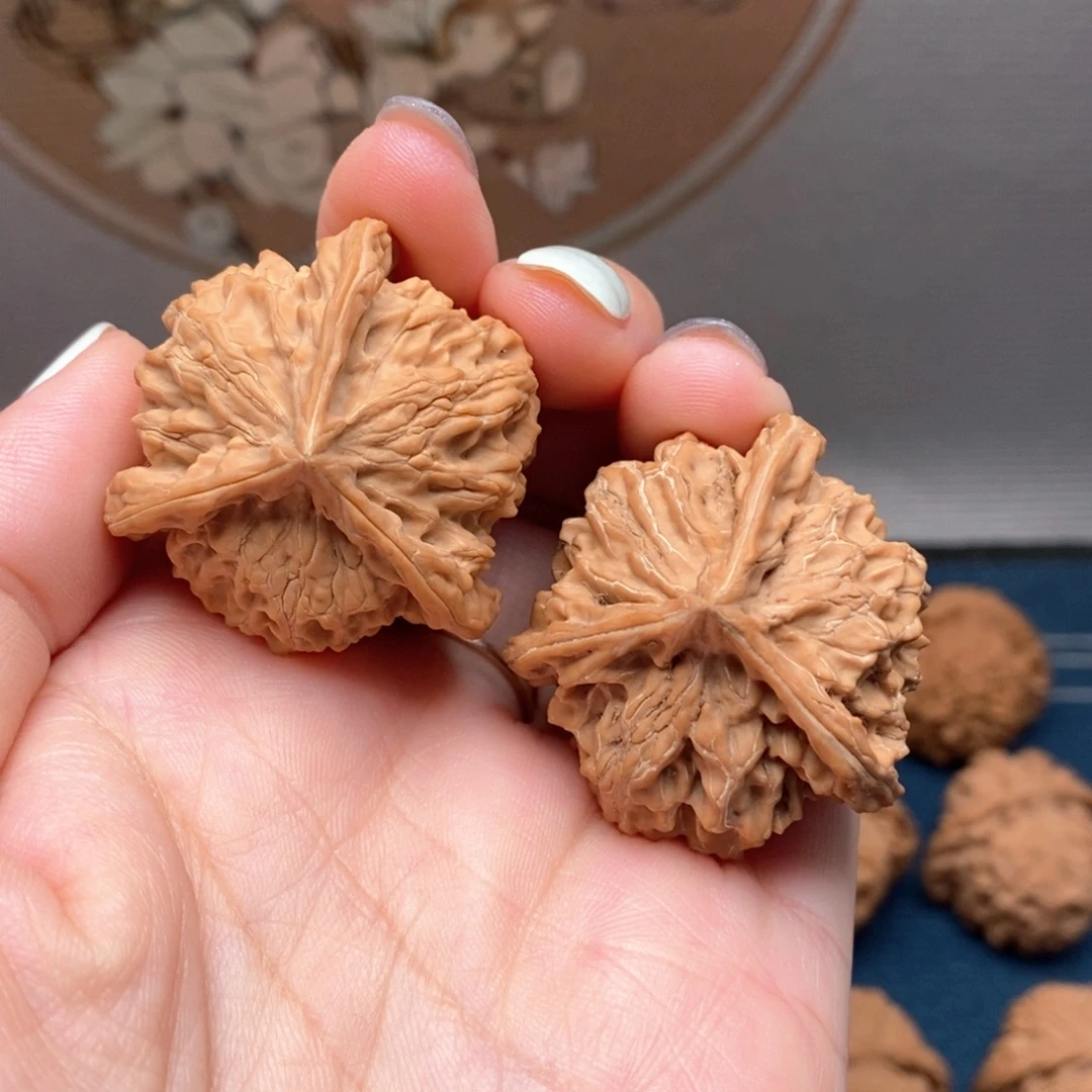 把件文玩核桃8盘山三棱37