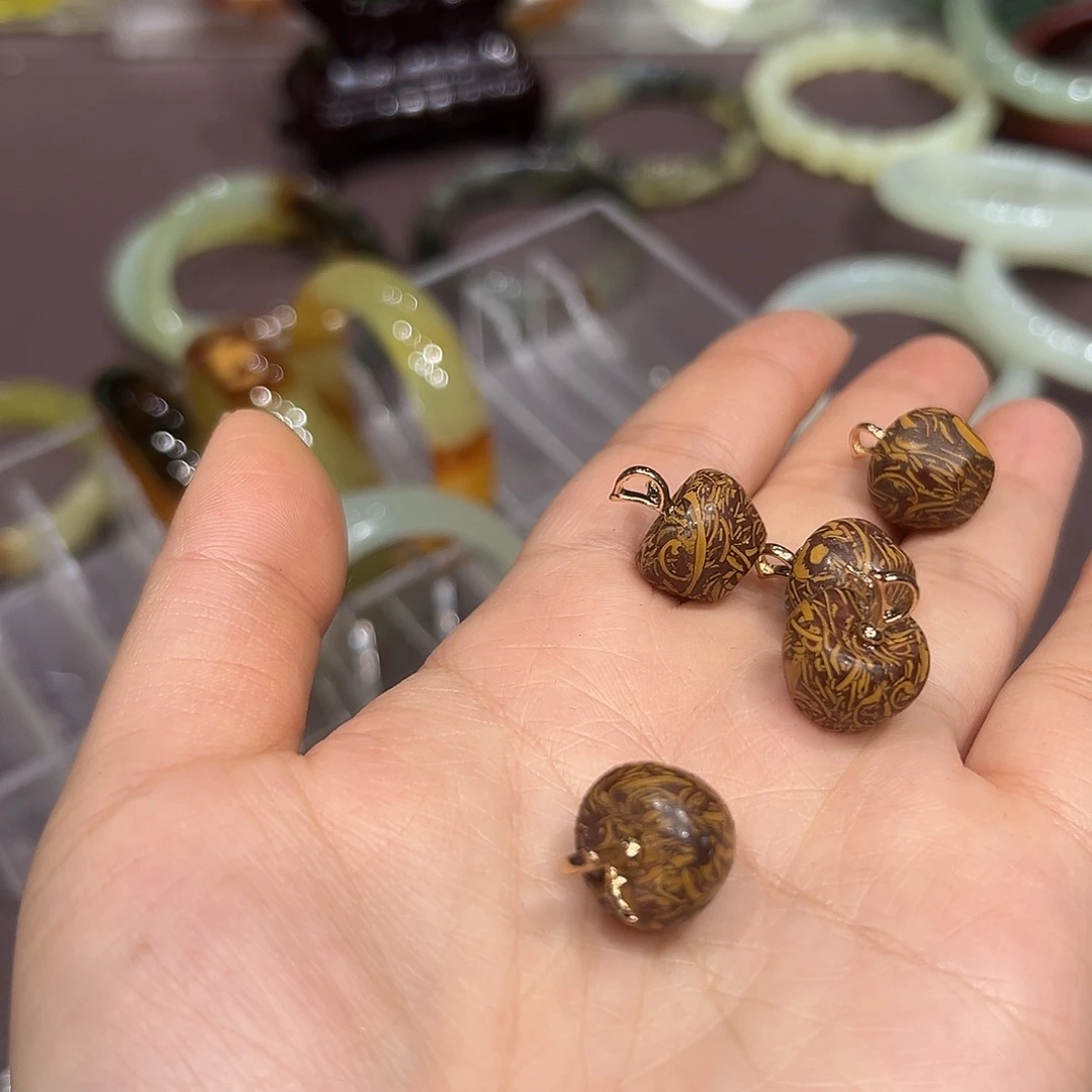 蛇纹石玉未镶嵌手链