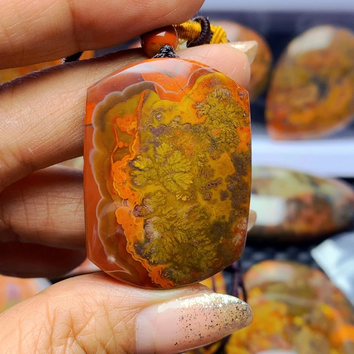 蓝***）玛瑙/玉髓合金颈饰