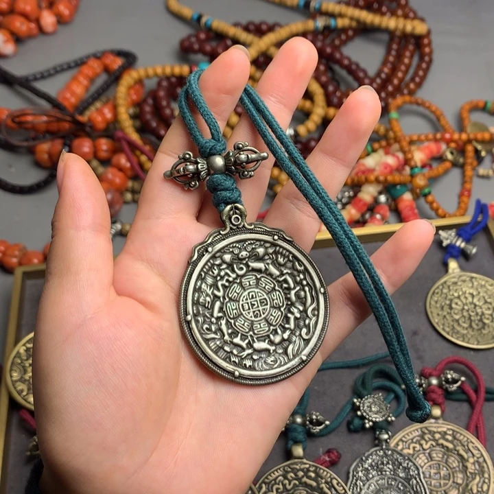 藏地密码藏饰品串