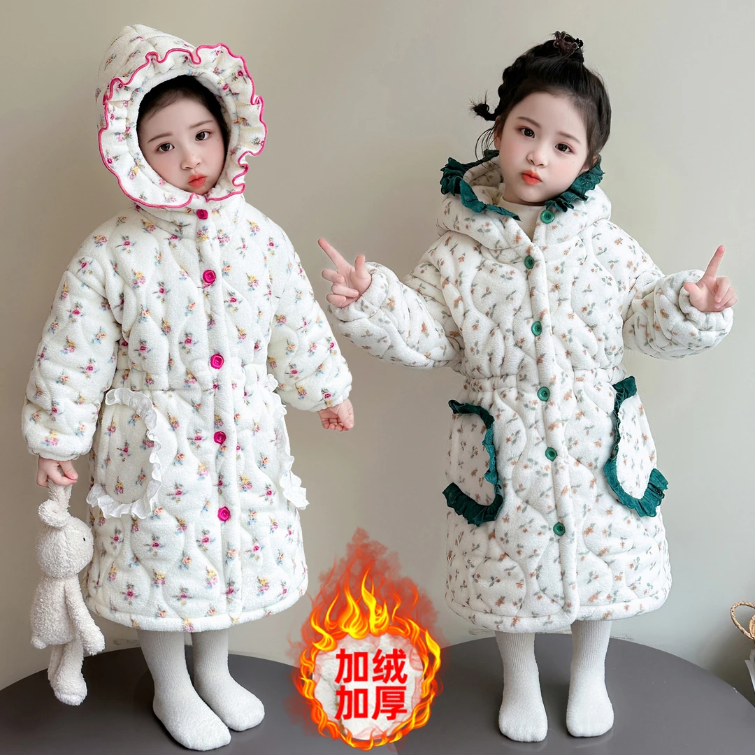 女童睡袍冬季珊瑚绒2025新款女孩三层加厚棉衣可外穿冬款儿童浴袍