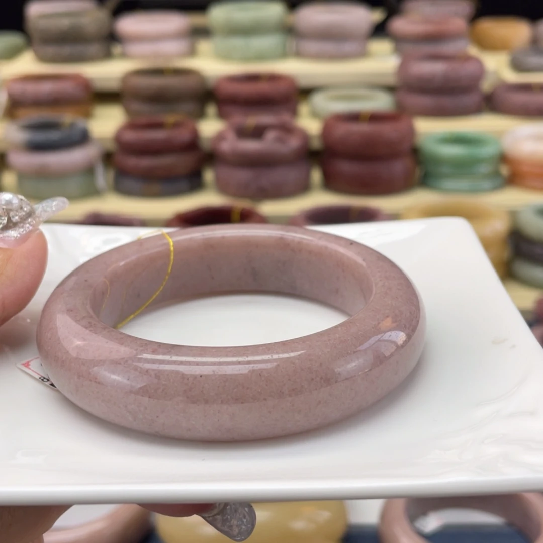 【闪购商品】石英质玉手镯未镶嵌辞*&