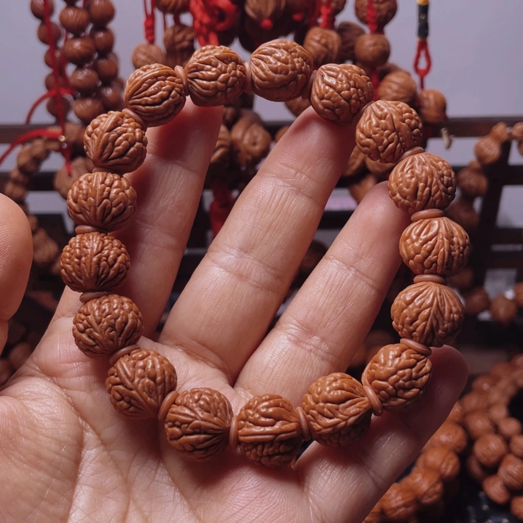 木质类龙纹桃枭手串