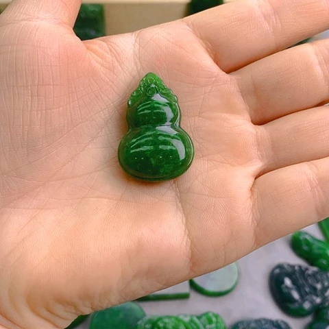 未镶嵌和田玉挂件小*南小葫芦