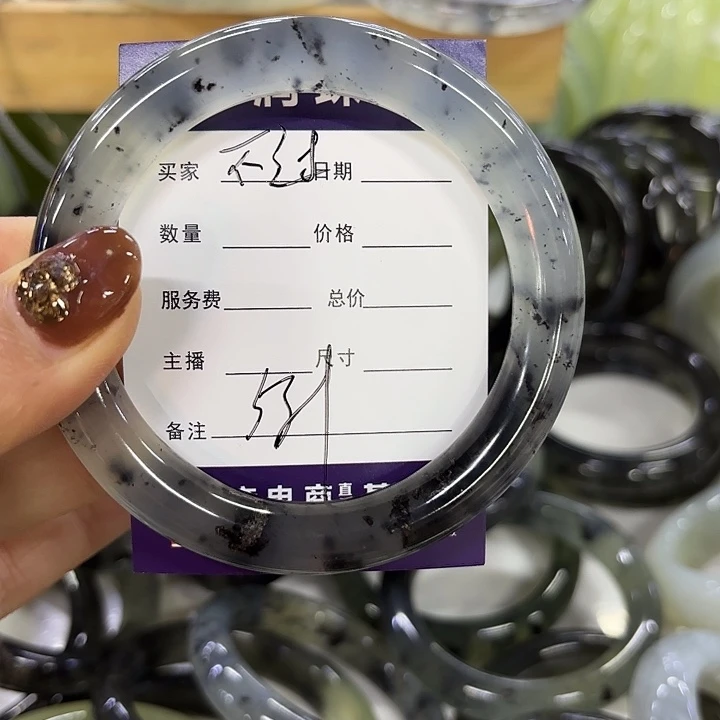 不***尔蛇纹石玉未镶嵌岫玉手镯
