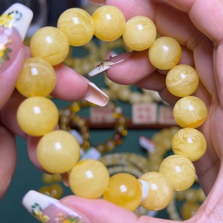 未镶嵌琥珀珠宝奇石