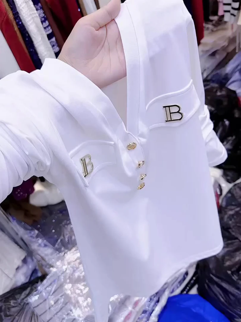 超好看气质百搭舒适休闲简约时尚白色上衣女2025早秋V领薄款长袖