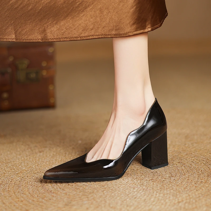 7cm尖头粗跟高跟鞋女真皮法式复古风浅口单鞋2025年新款职业女鞋