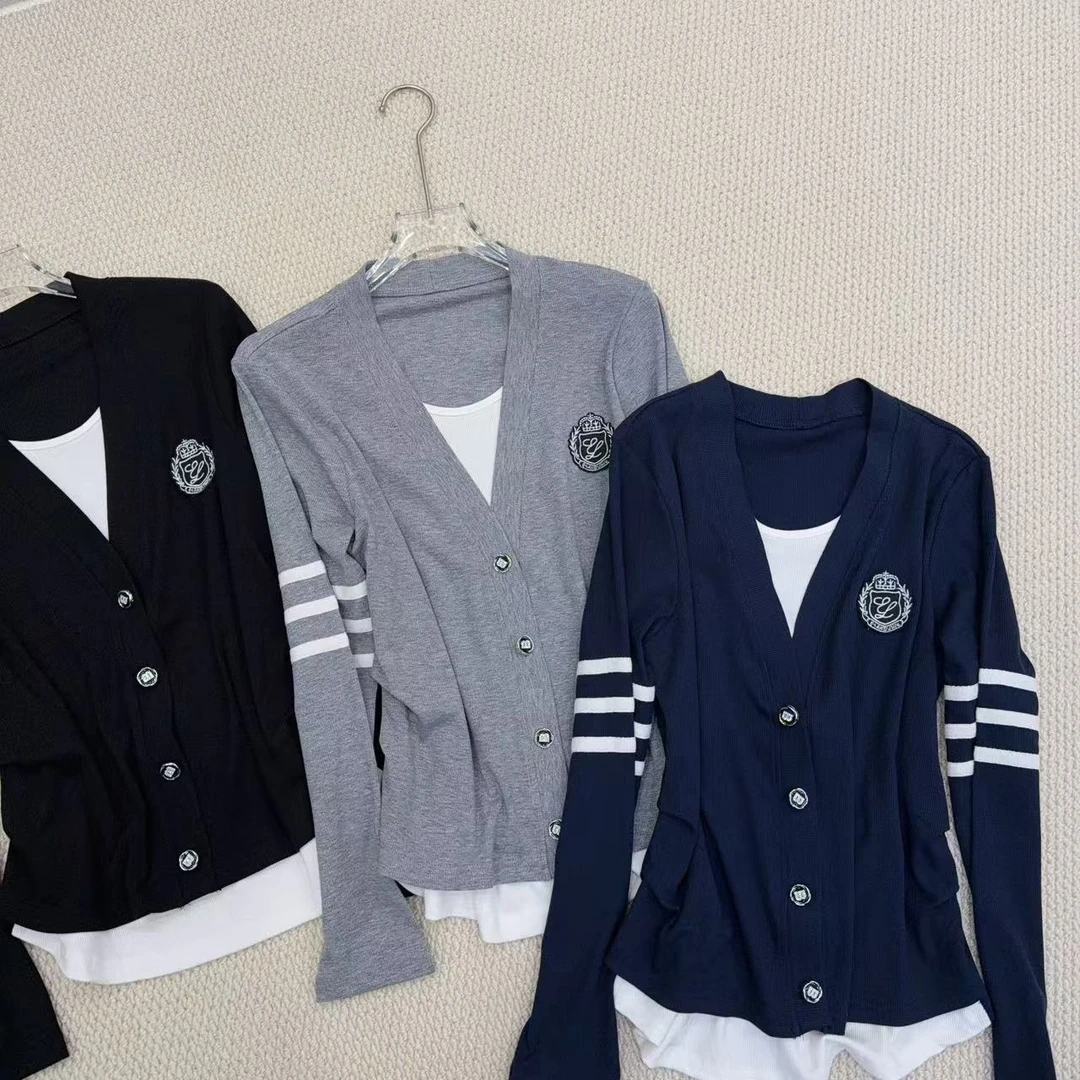 【865】新品减龄印花徽章拼接假两件上衣