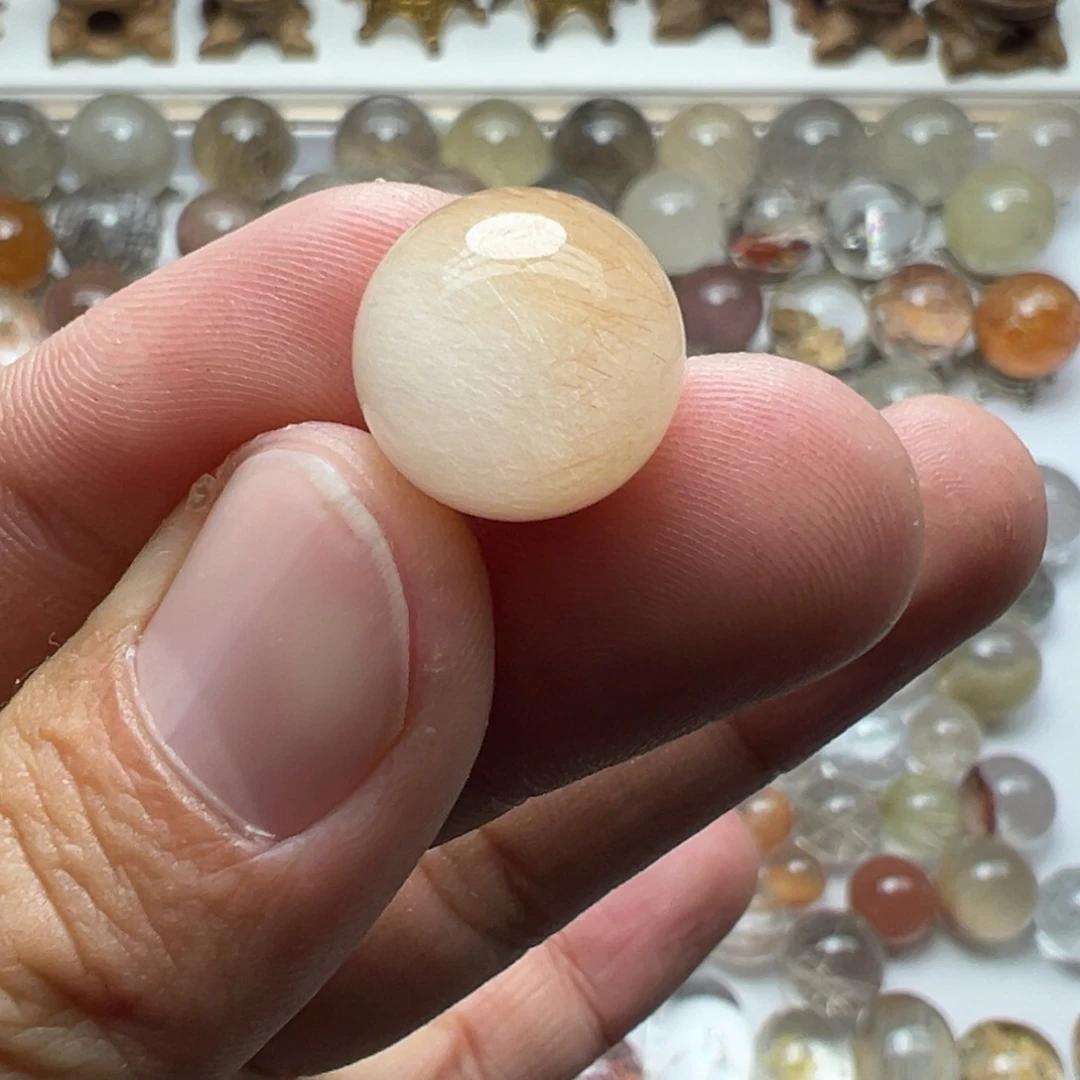 珠宝半成品水晶未镶嵌兔毛球