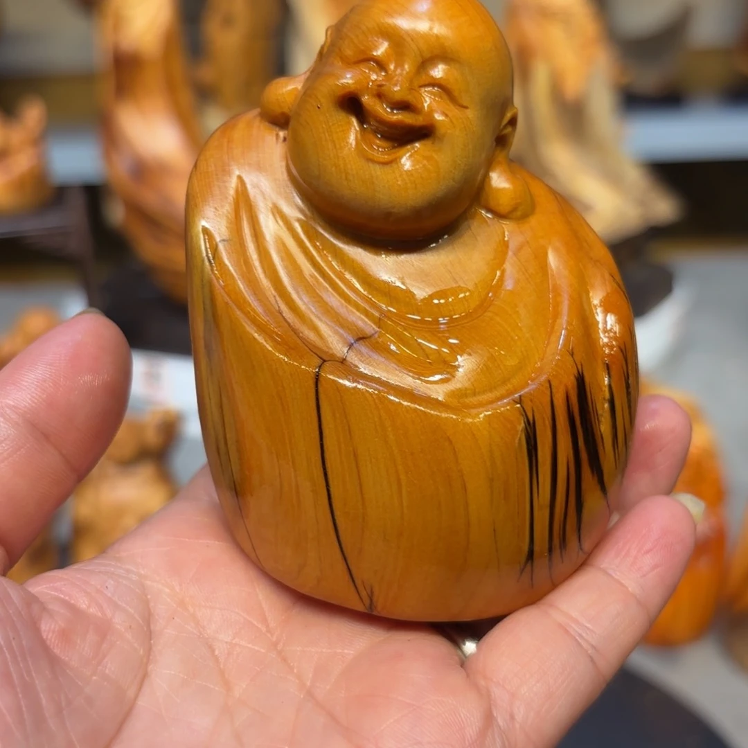 木太行崖柏弥勒佛
