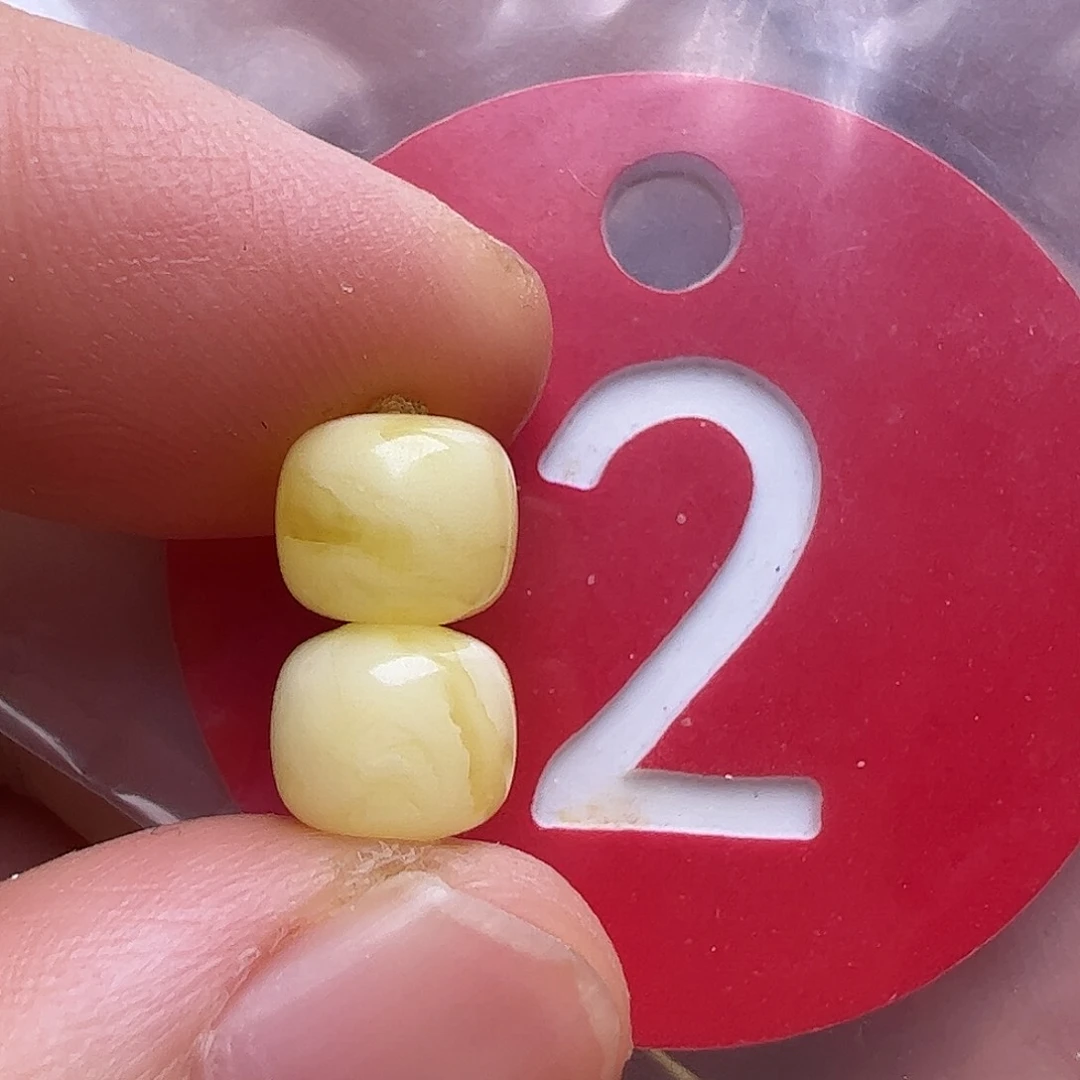 蜜蜡未镶嵌珠宝奇石7/6m m