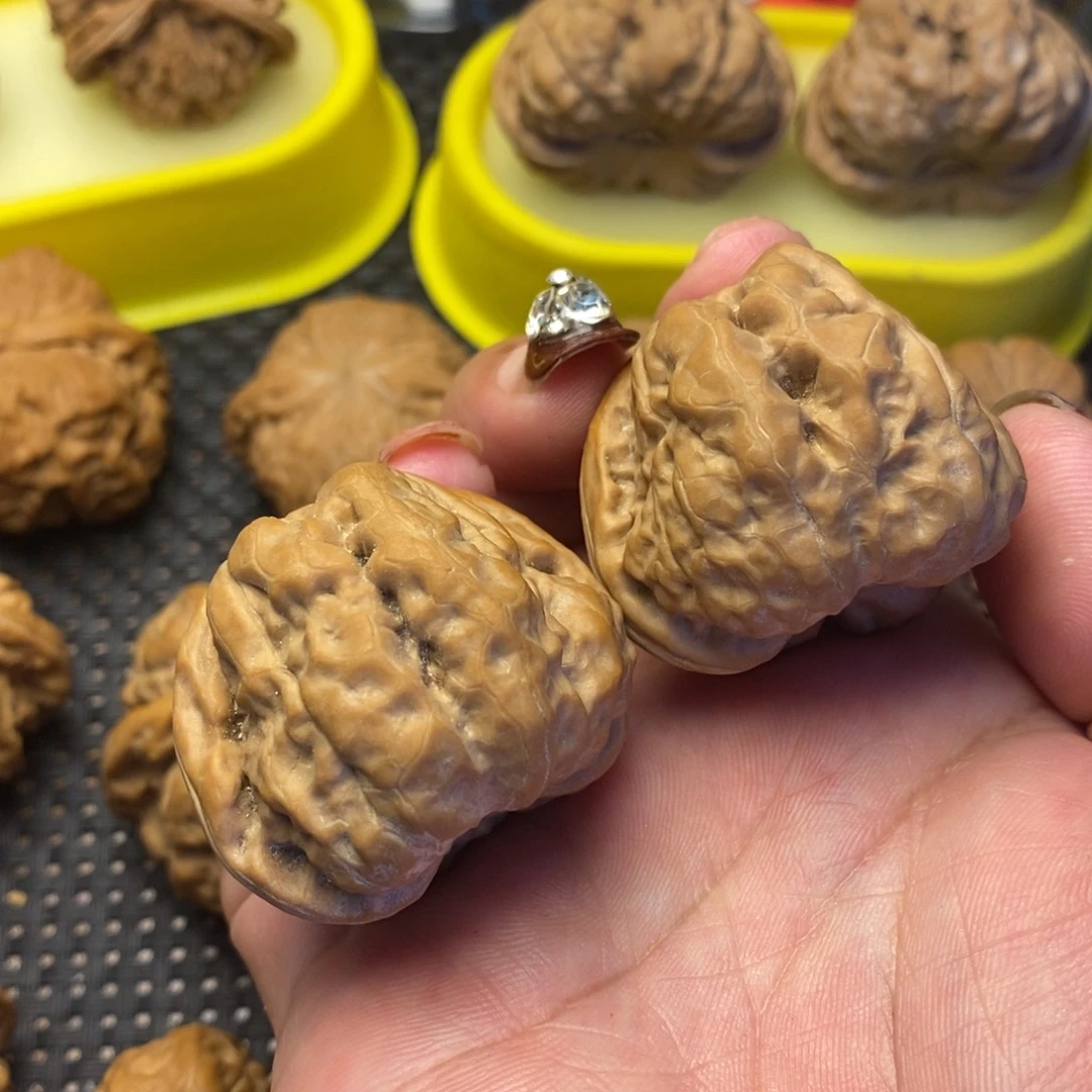 蛋***蛋吊坠文玩核桃精品蛤莫……