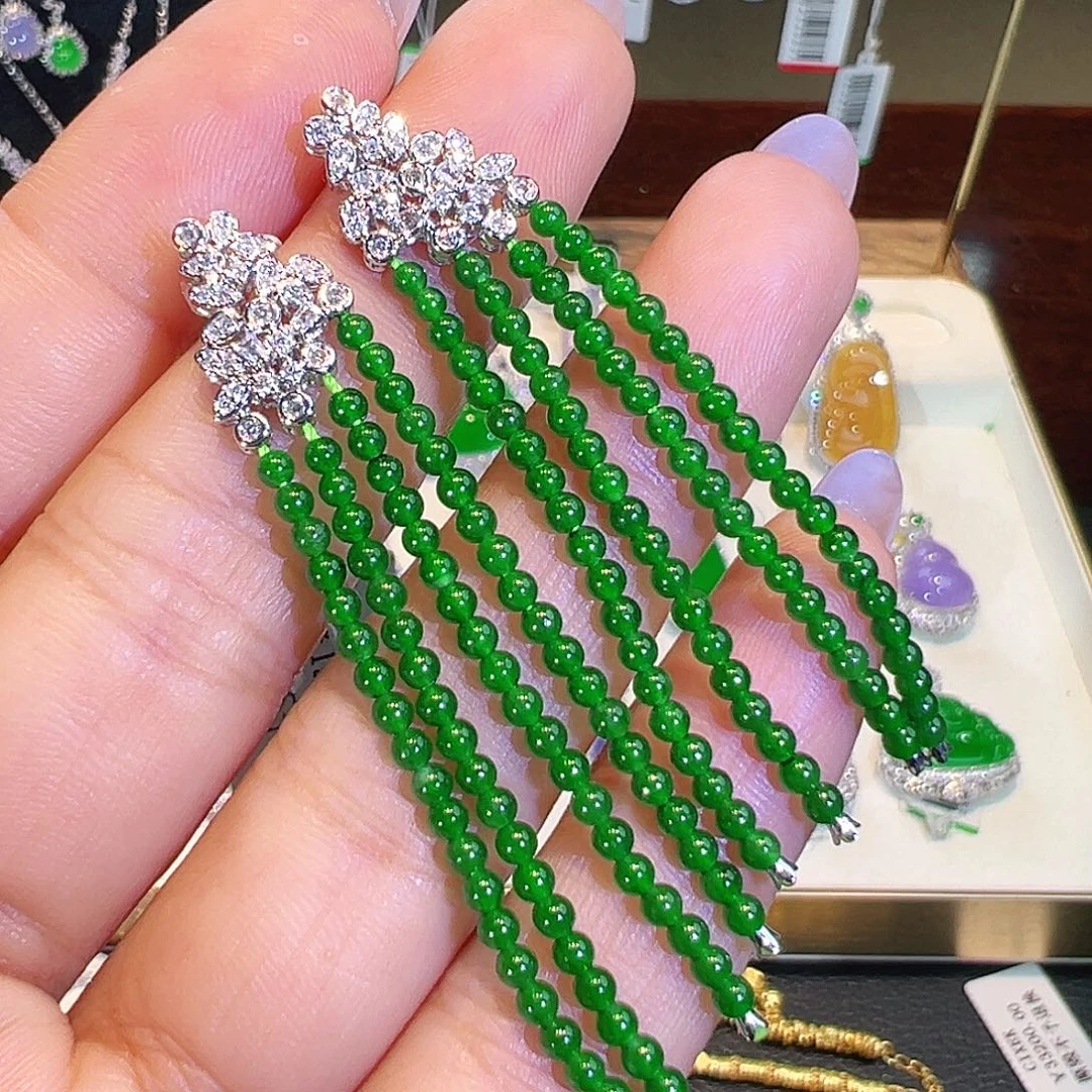 18K金镶嵌翡翠耳饰