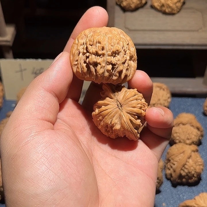 F***e猴头核桃吊坠42四座楼