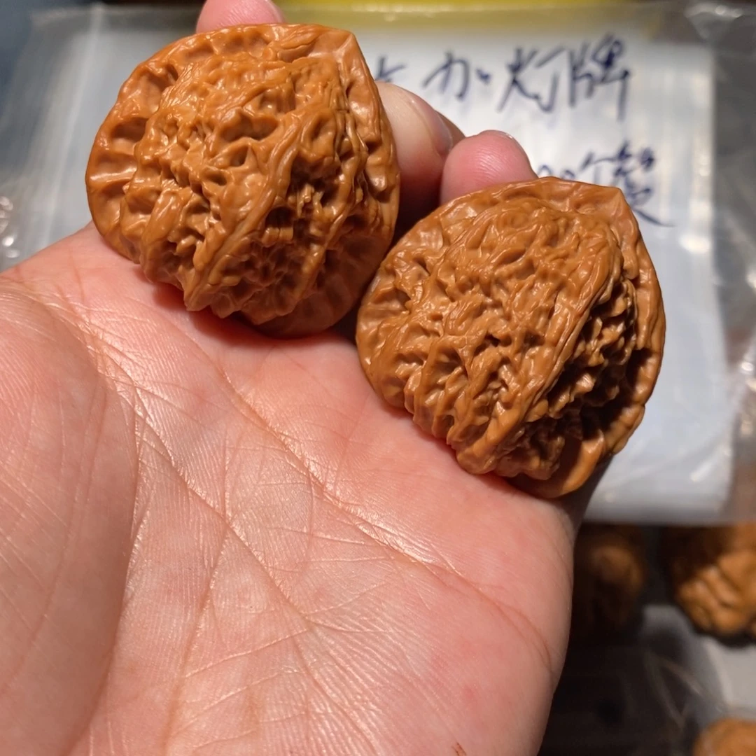 把件文玩核桃060三角白39尺全品头货对