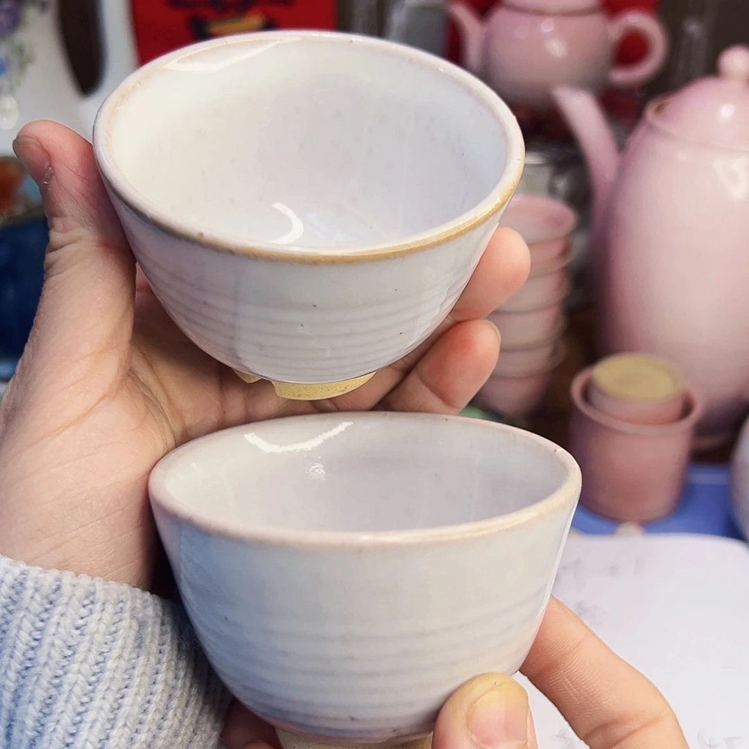 咖啡杯和茶杯是很棒呢打