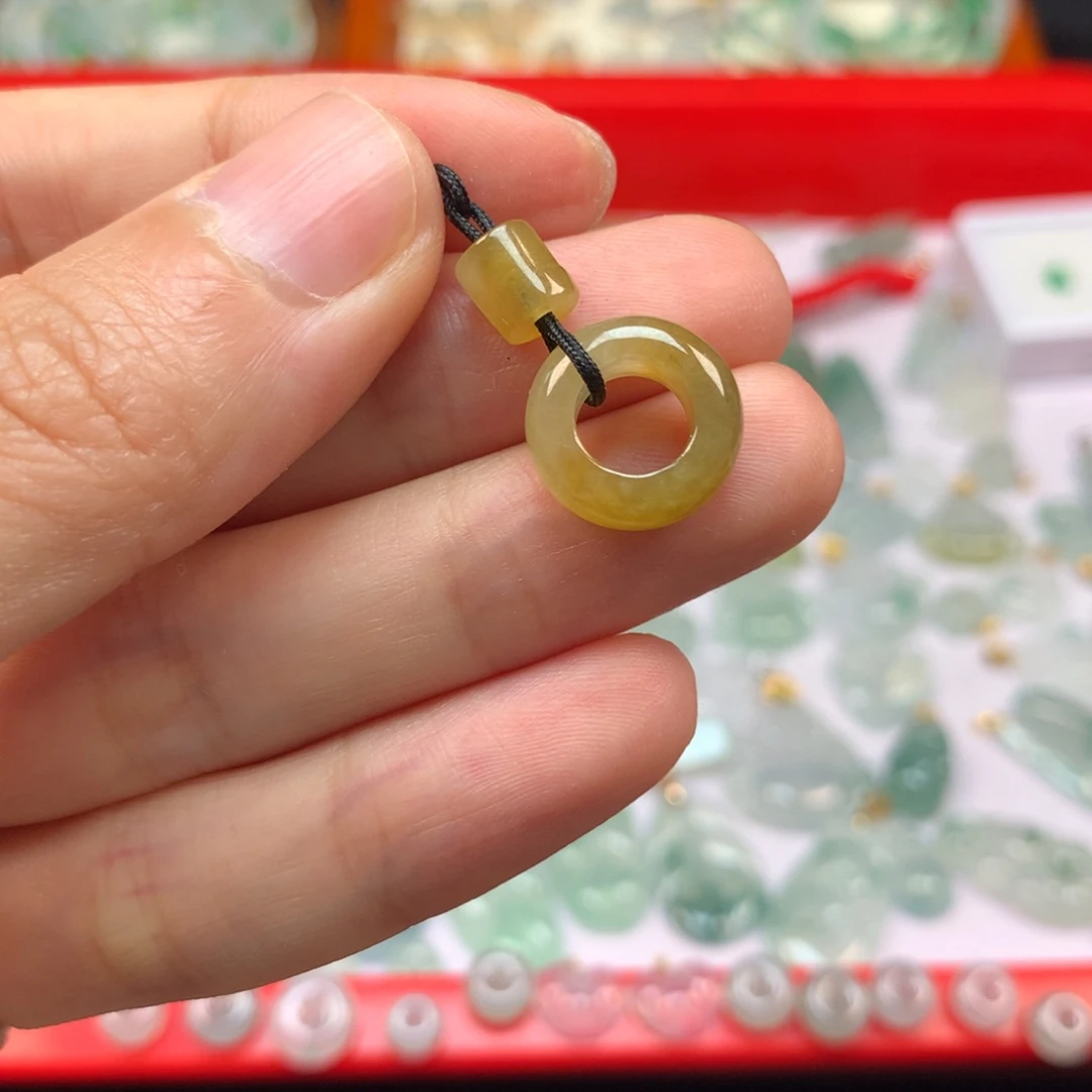 【闪购商品】吊坠(不含链)未镶嵌翡翠