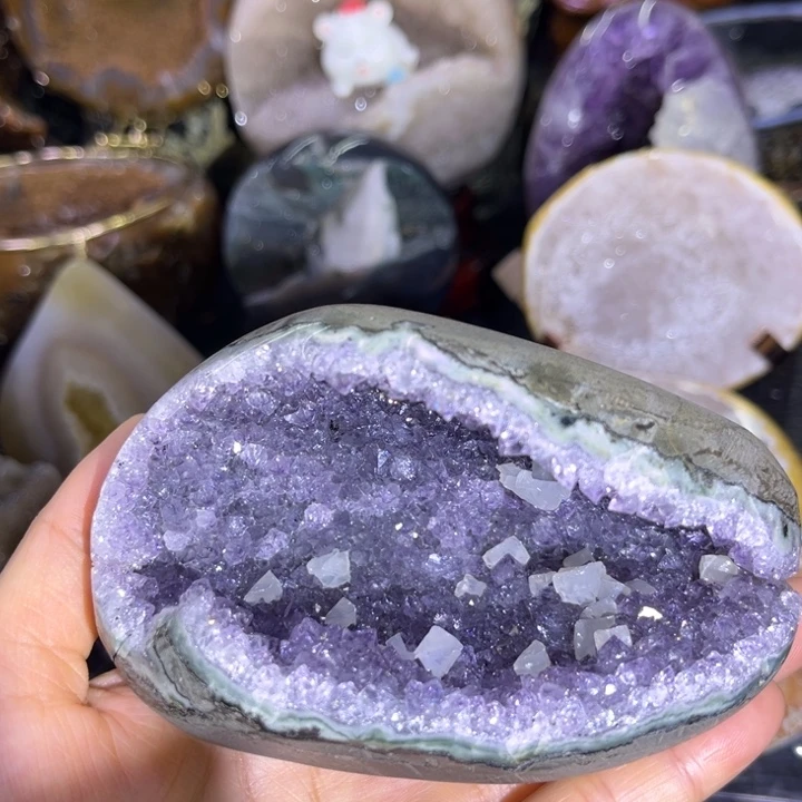 水晶珠宝半成品未镶嵌大漏奇石洞