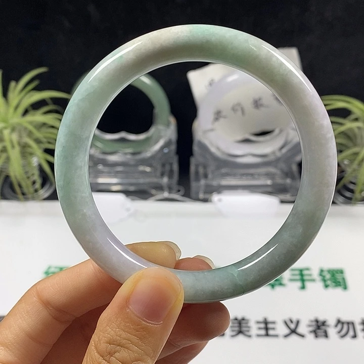 未镶嵌手镯翡翠42号。59圈