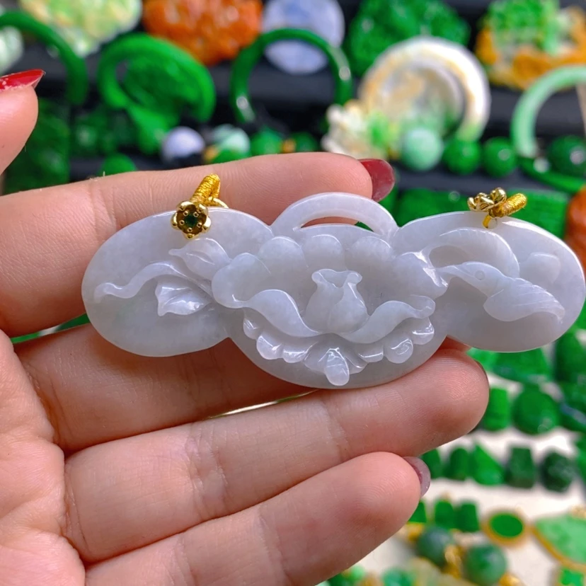 【闪购商品】翡翠未镶嵌颈饰吊坠