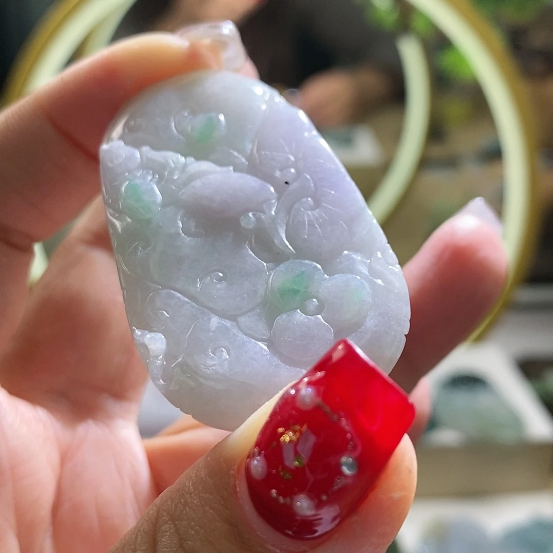 【闪购商品】翡翠颈饰未镶嵌荷叶鱼