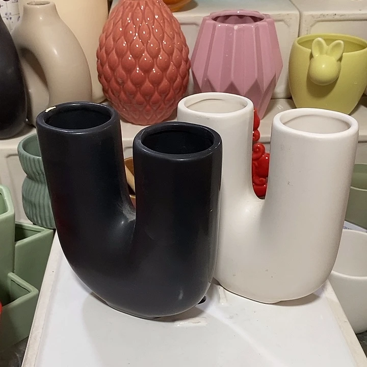 陶盆有孔 瑕疵针孔漏釉介意勿拍外口 4.5外高15