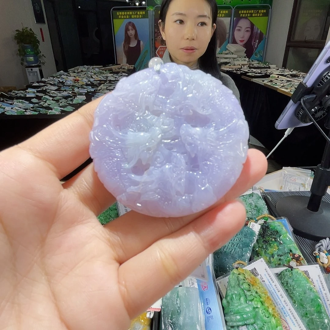 颈饰未镶嵌翡翠一