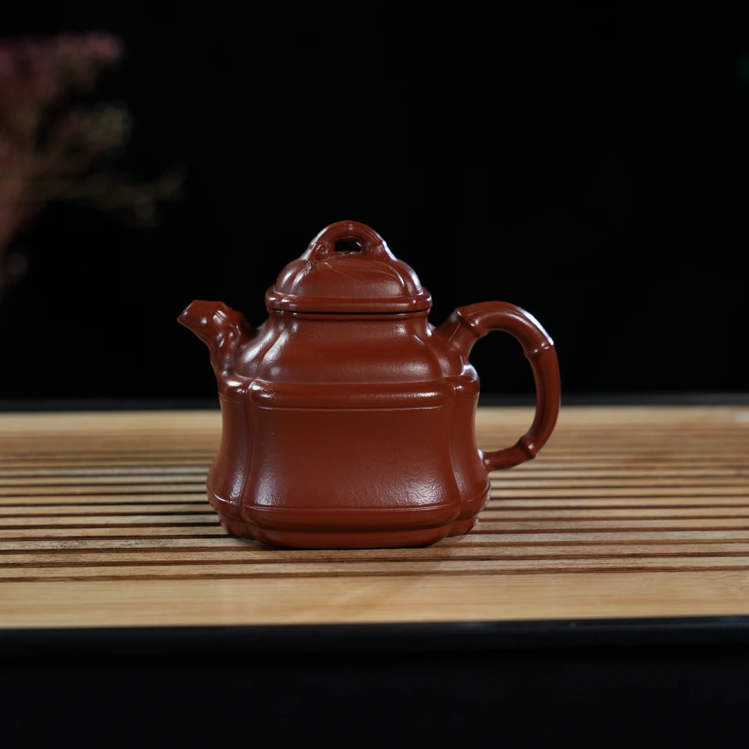 LYX-012   卢云霞  宜兴手工紫砂  四方竹鼎