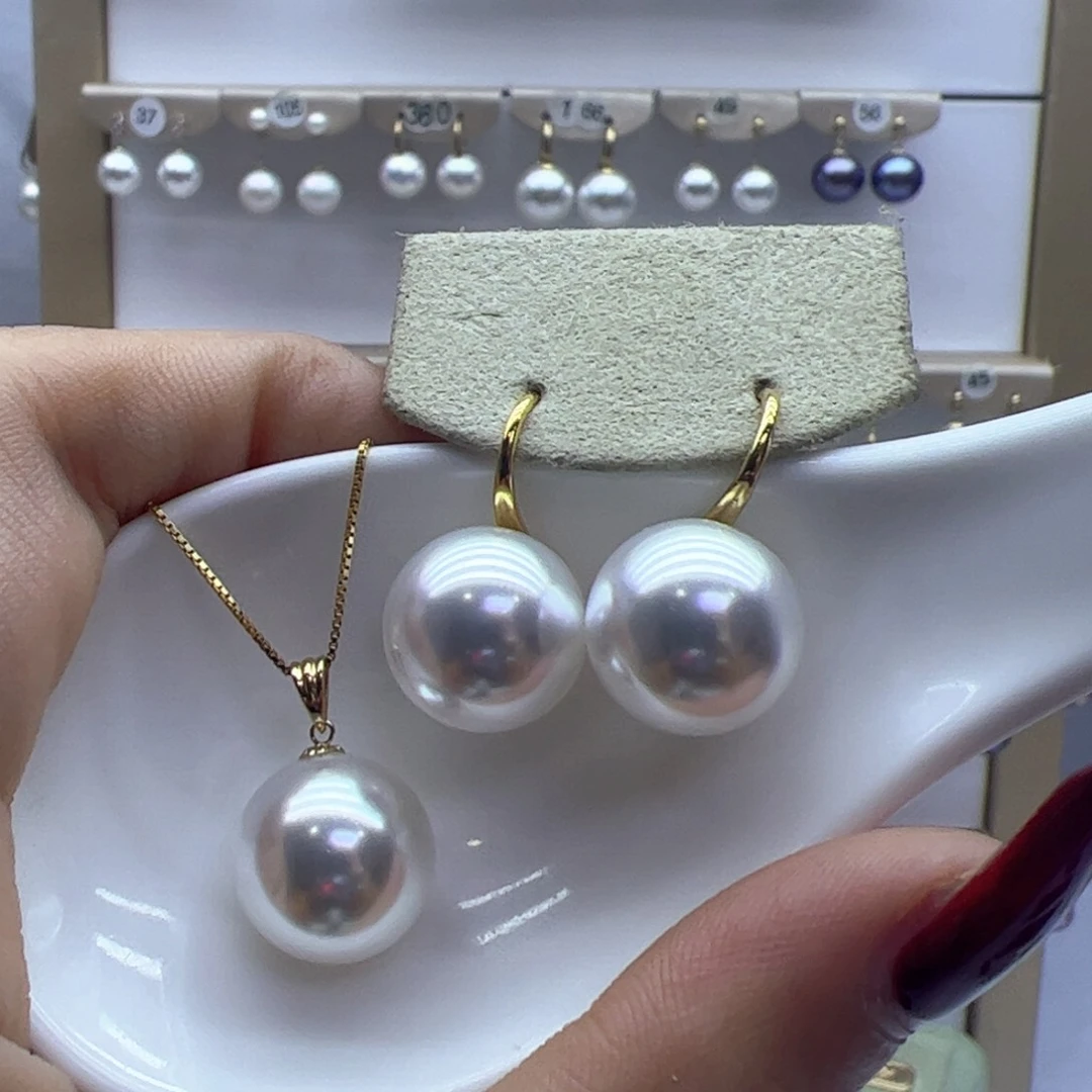 淡水珍珠吊坠(赠链)18K金镶嵌