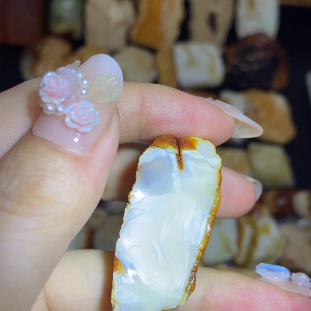 定制琥珀未镶嵌定制