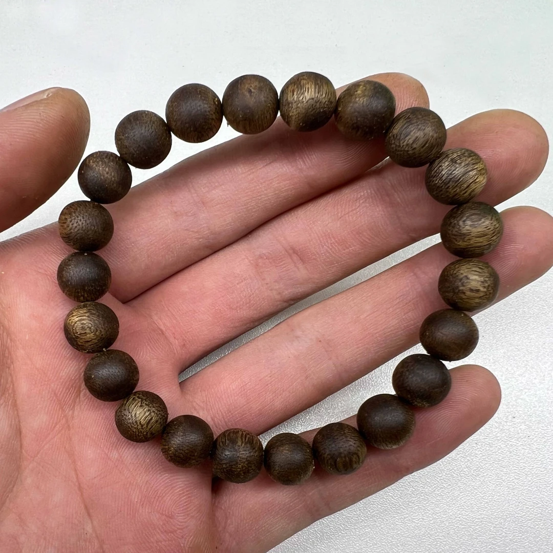 奇楠沉香0.9单圈6克+手串  多样性发一