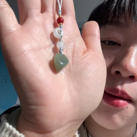 和田玉颈饰未镶嵌包容福利