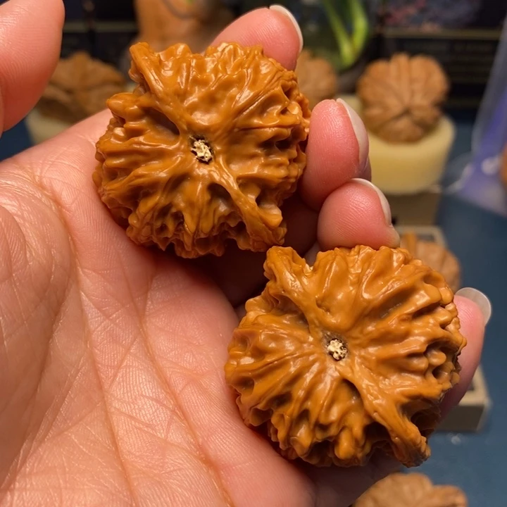 【闪购商品】把件文玩核桃苹果圆