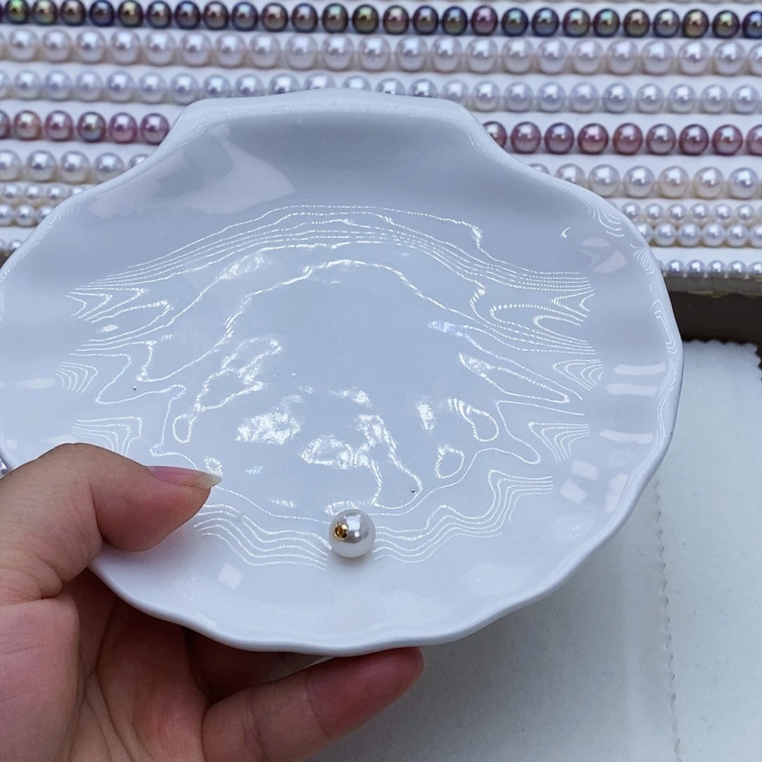 朱***未镶嵌项链淡水珍珠路路通