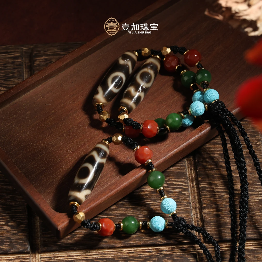 壹加林妹妹 | 玛瑙吴系老料系列横款锁骨链多样性发其一
