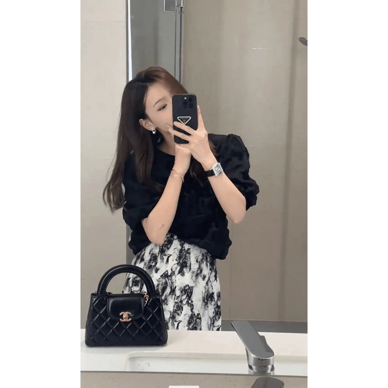 夏季韩版肌理感泡泡袖气质上衣新款碎花压褶半身裙两件套